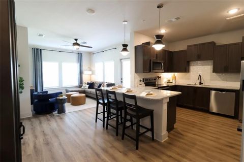 Apartment For Rent - 300 Hwy 81 #7113<br/> Mcdonough, GA 30253