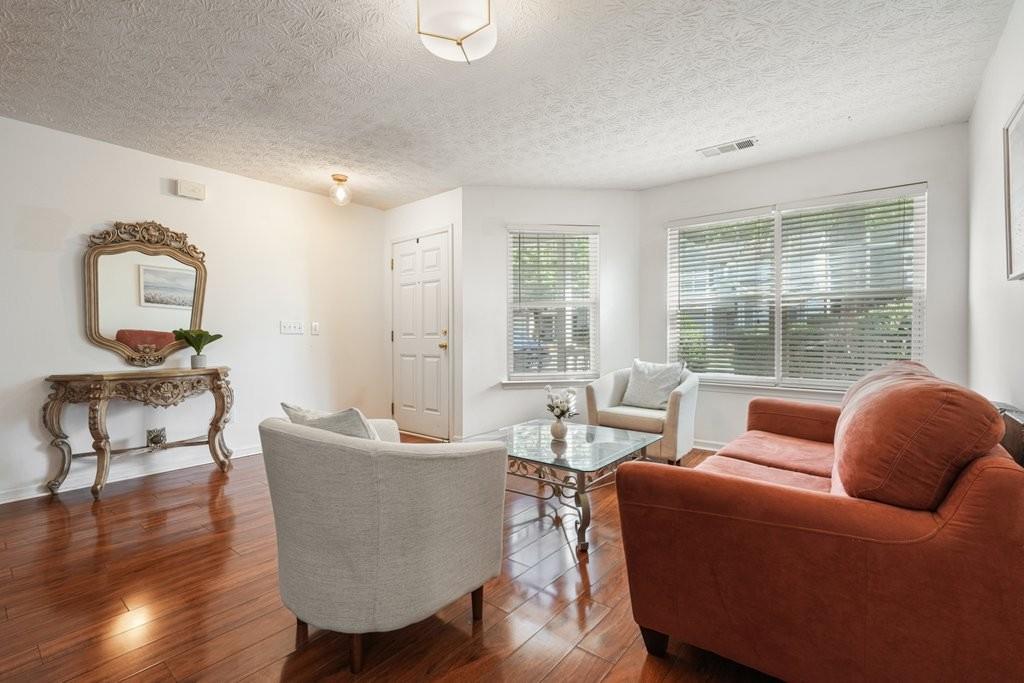115 Village Trace