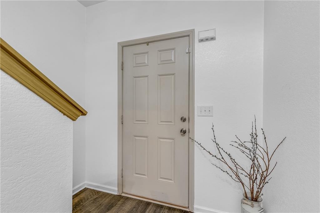 3542 FALCONWOOD Drive