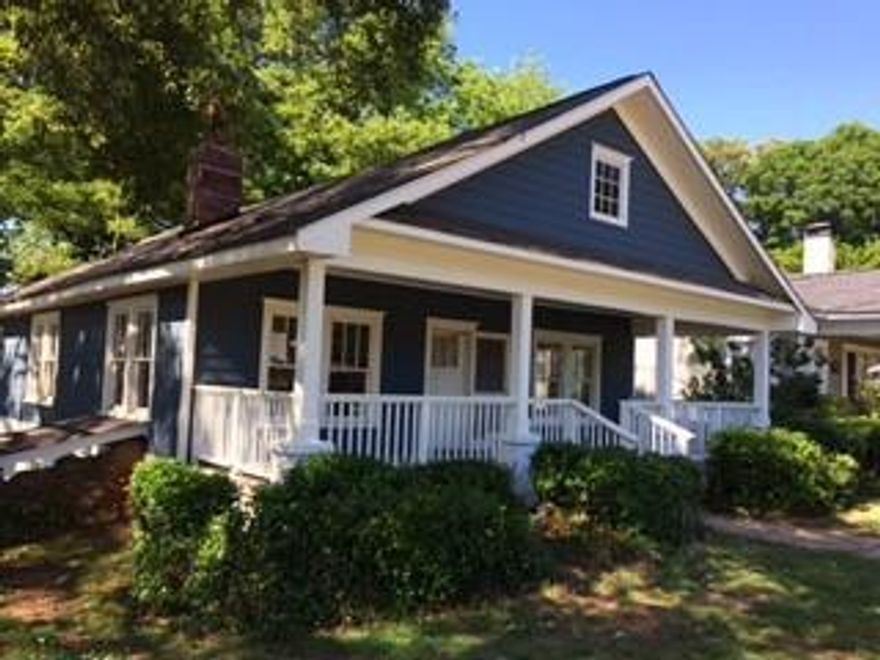 This beautiful, renovated, vintage home is located in a prestigious area just one block from all Marietta Square has to offer.  Come see the lovely features such as heart pine floors, claw foot tub, tall ceilings, sunny kitchen with large dining room for entertaining.  The basement has a full room available to tenant for storage. The backyard is large and private.