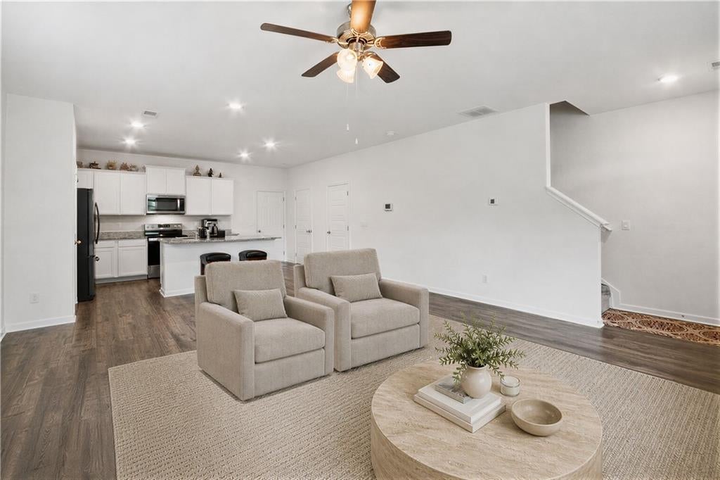 608 Gray Branch Court