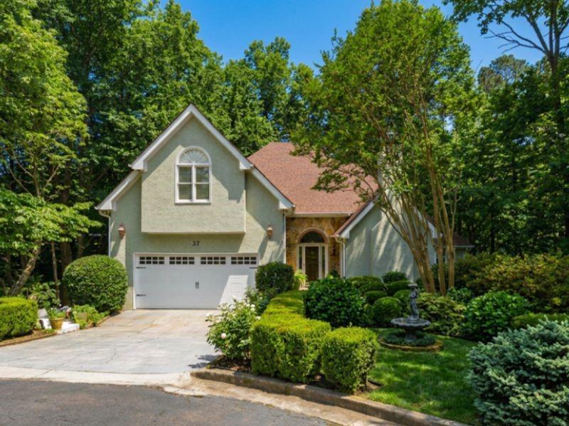 37 Plantation Drive NE