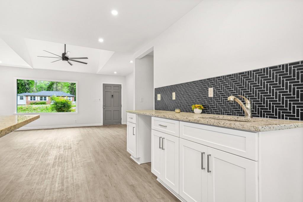1712 Venetian Drive, Atlanta, Georgia image 10
