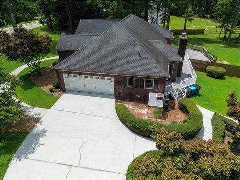 A home in Dacula