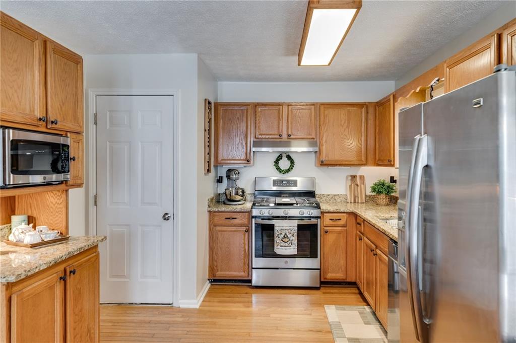 673 Waters Road, Hiram, Georgia image 12