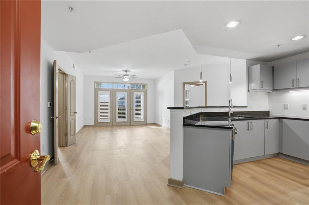 390 17th Street NW 3058