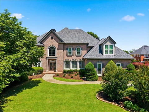 Homes For Sale - 470 Saint Regis Drive<br/> Alpharetta, GA 30022