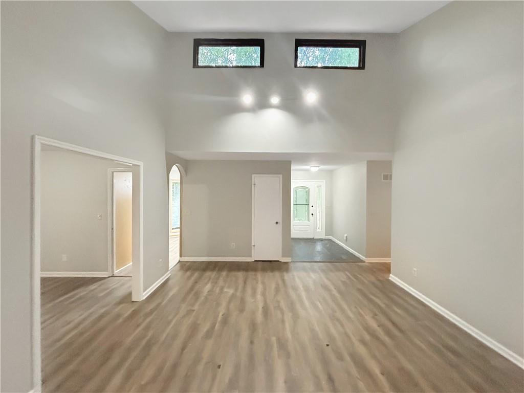 Sunburst - Residential Lease