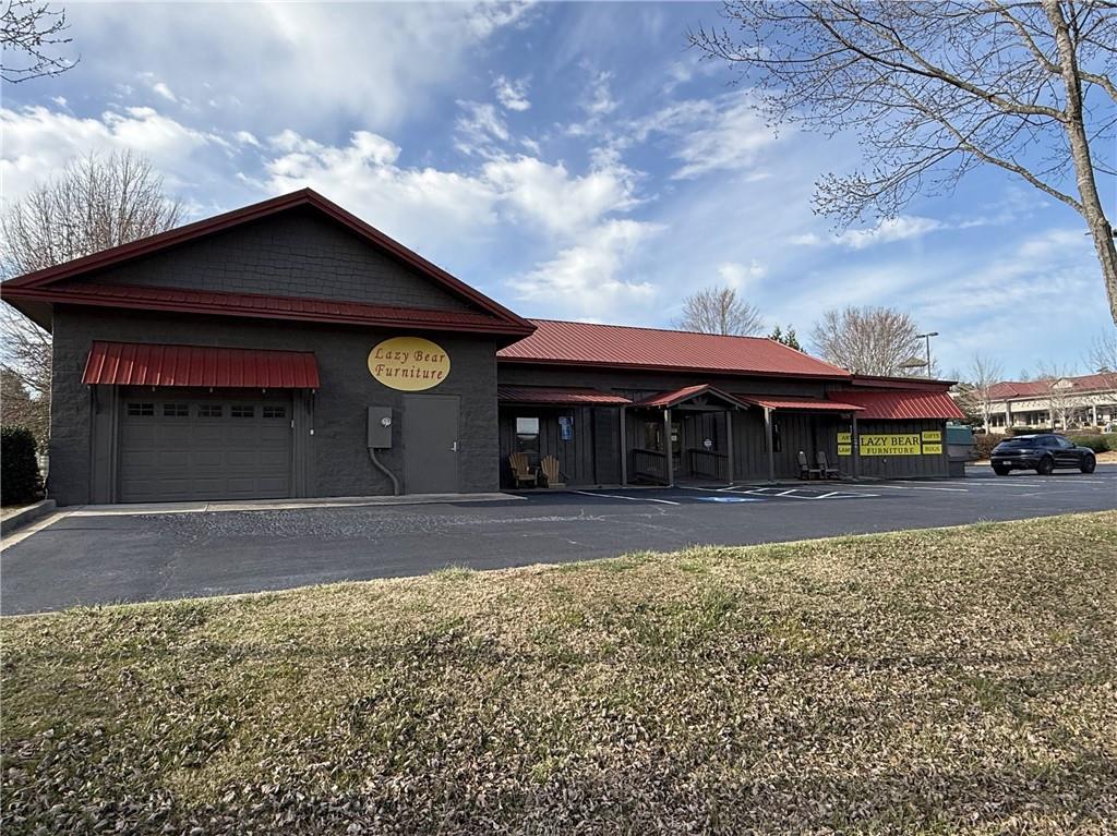 145 Foothills Parkway