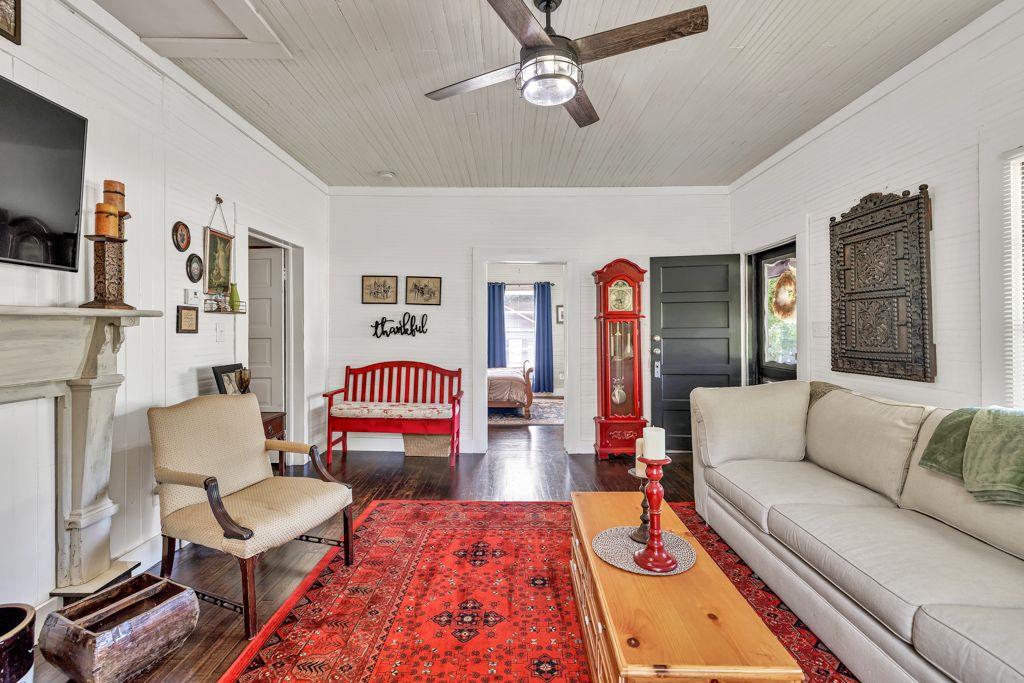 99 Hickory Street, Commerce, Georgia image 6