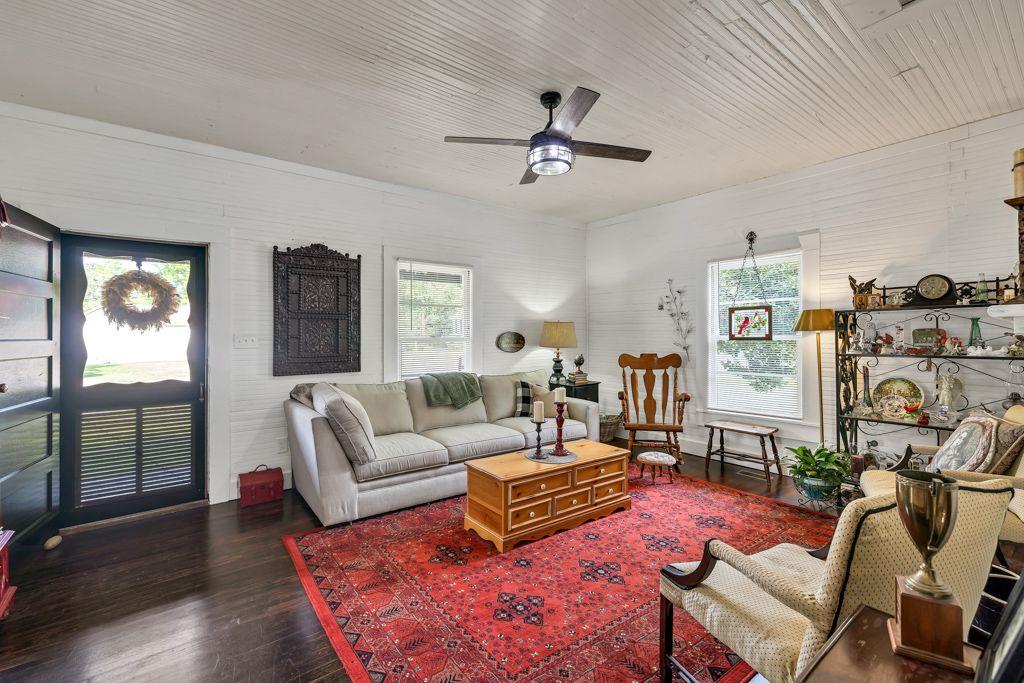 99 Hickory Street, Commerce, Georgia image 7