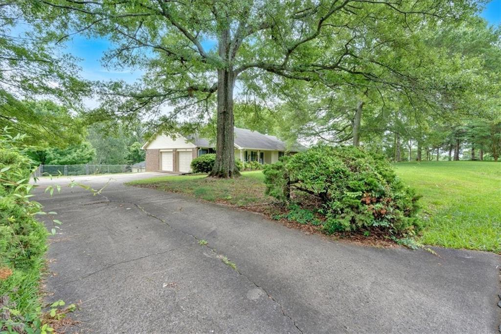 270 Oakwood Drive