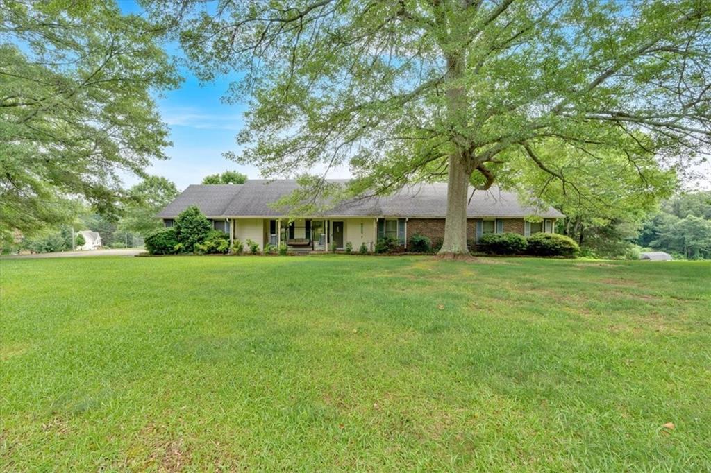 270 Oakwood Drive