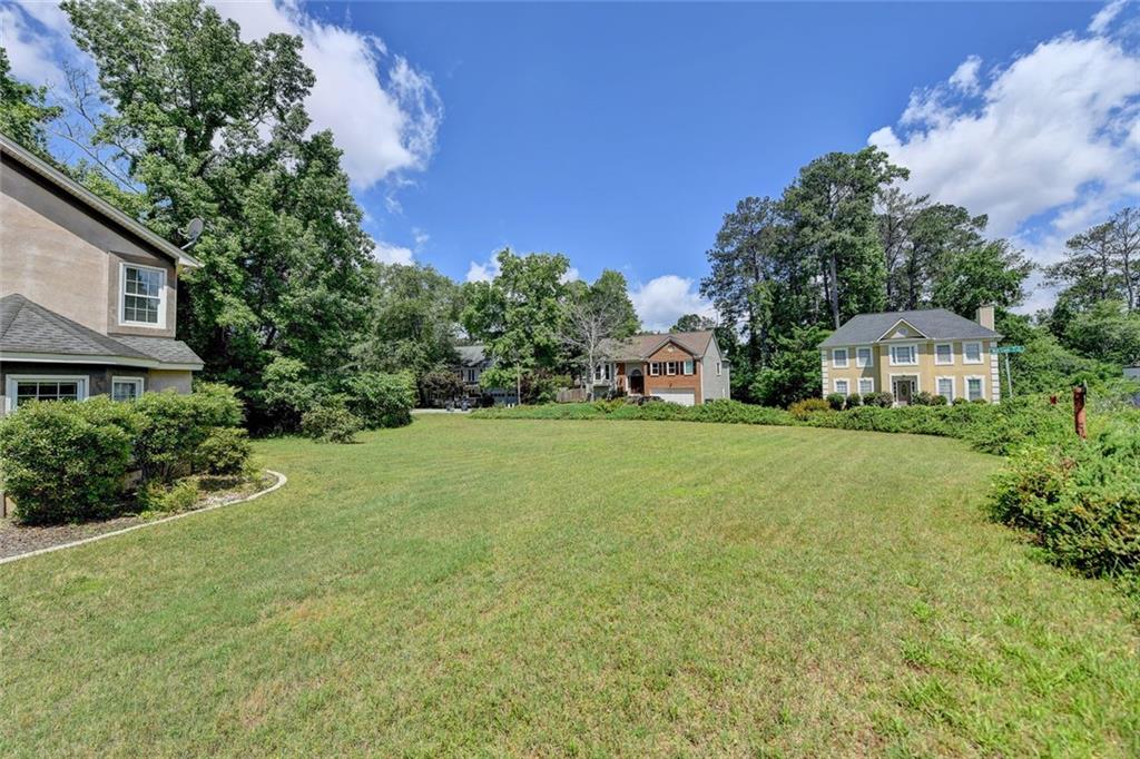 1464 Yorktown Drive, Lawrenceville, Georgia image 2