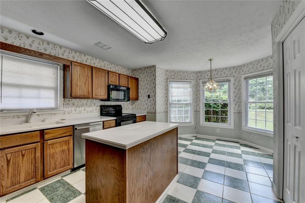 1464 Yorktown Drive, Lawrenceville, Georgia image 10