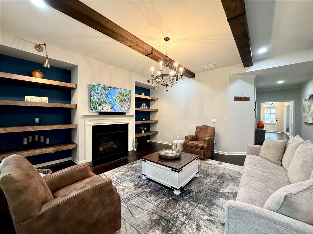 Larkspur - Residential
