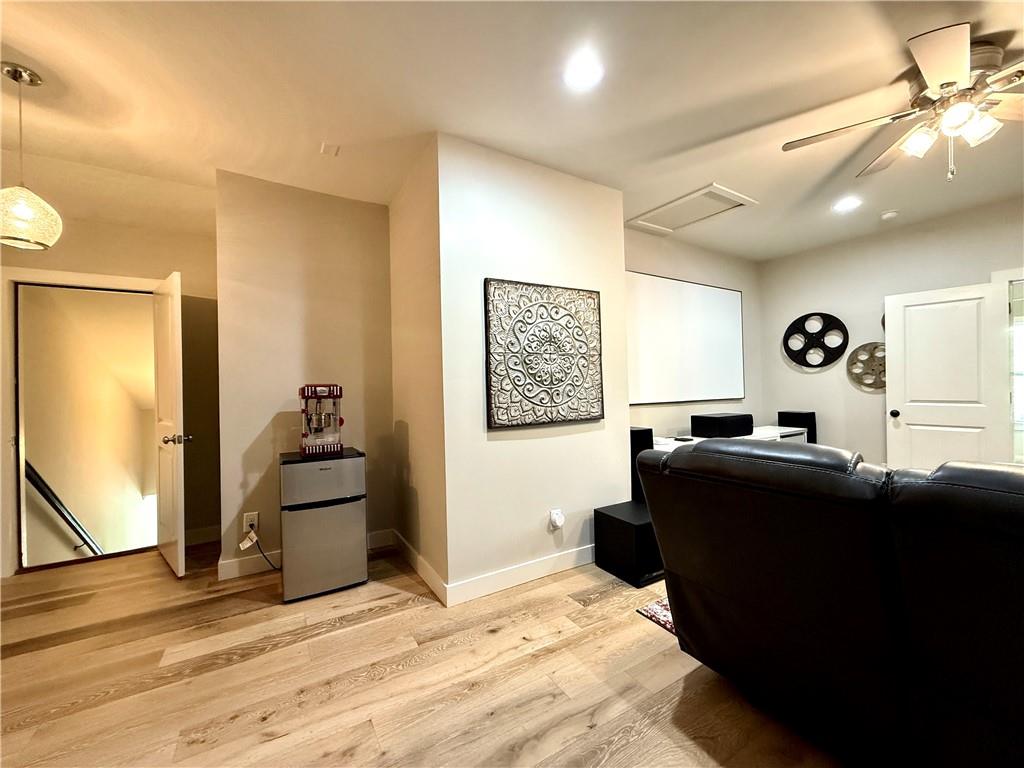 Larkspur - Residential