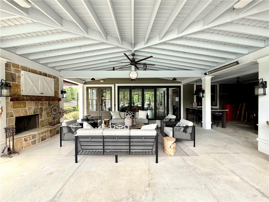 Larkspur - Residential