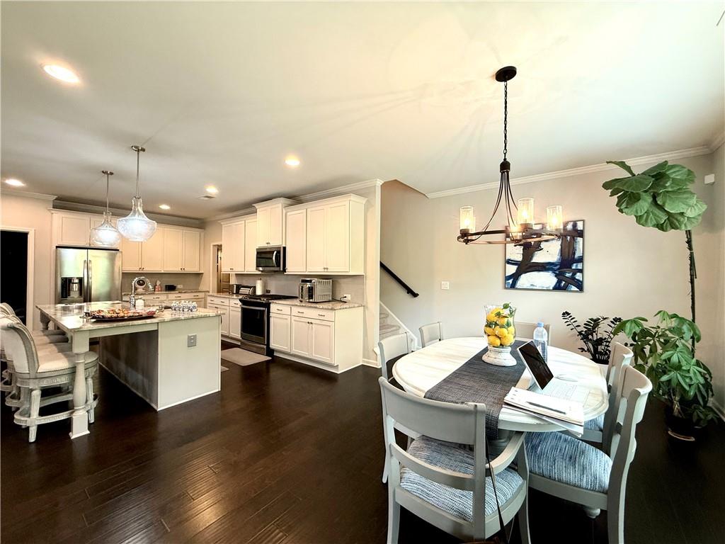 Larkspur - Residential