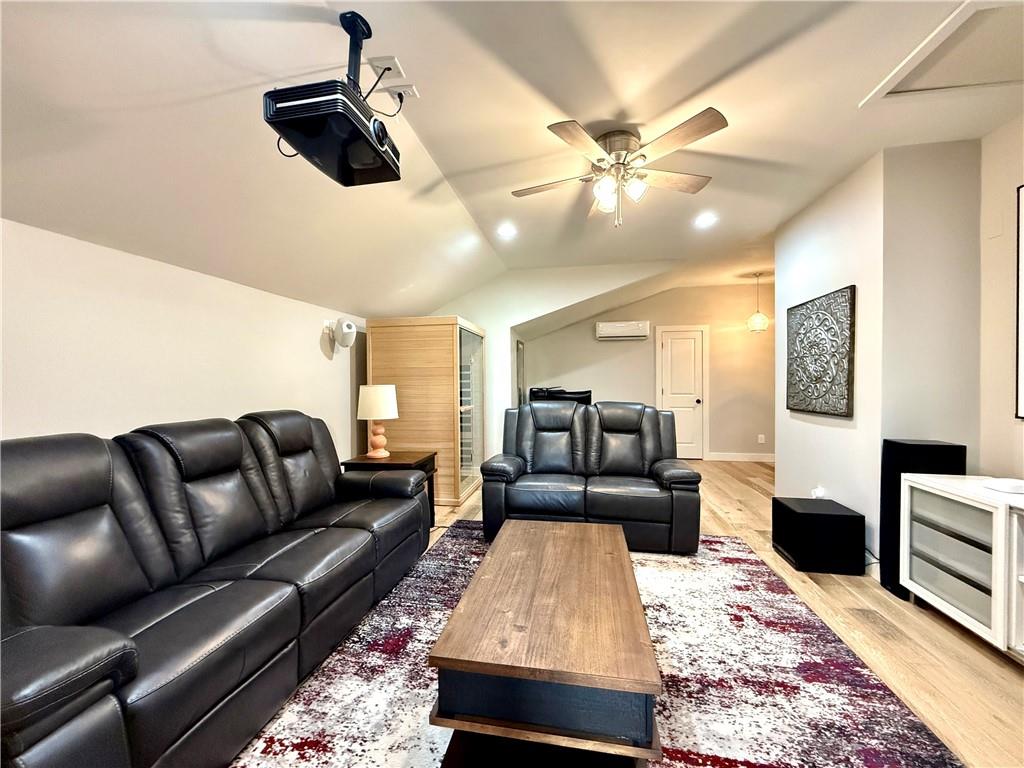 Larkspur - Residential