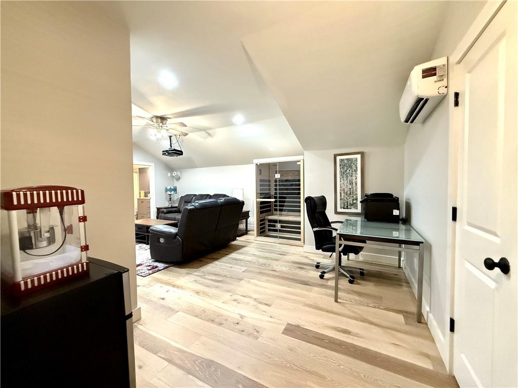 Larkspur - Residential