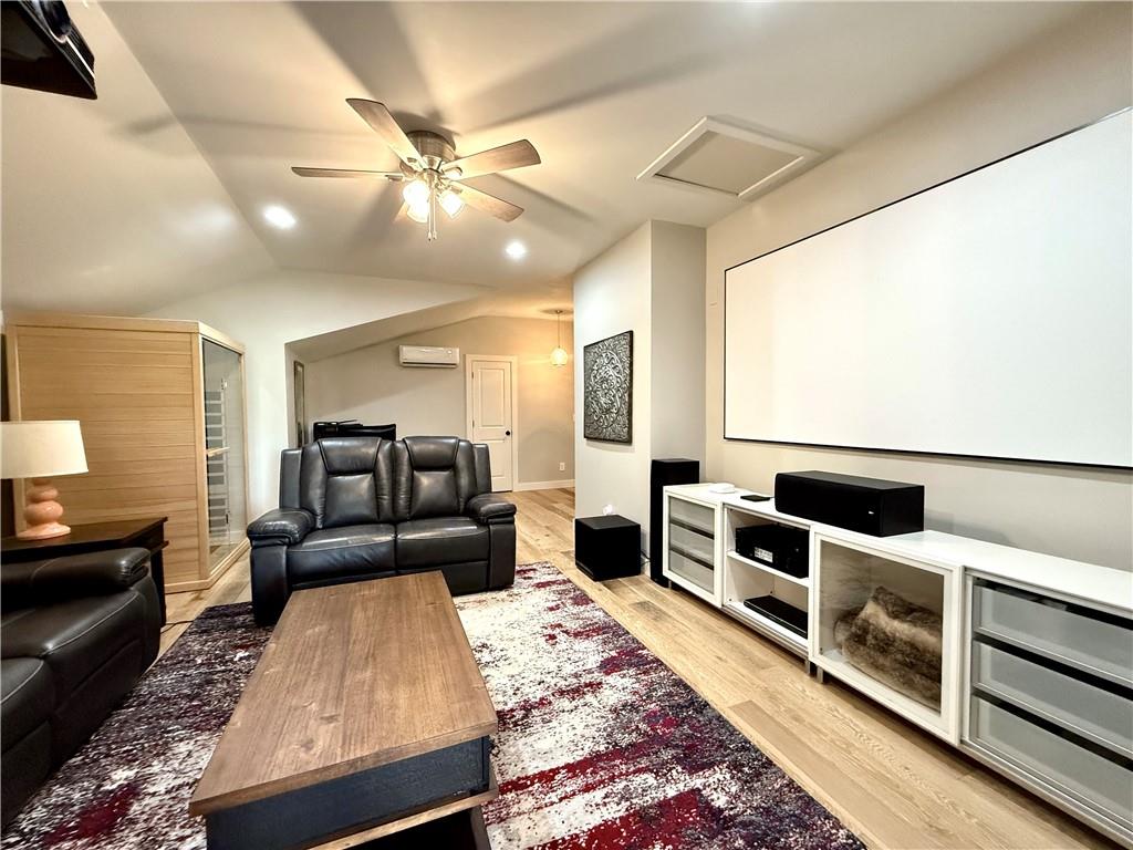 Larkspur - Residential