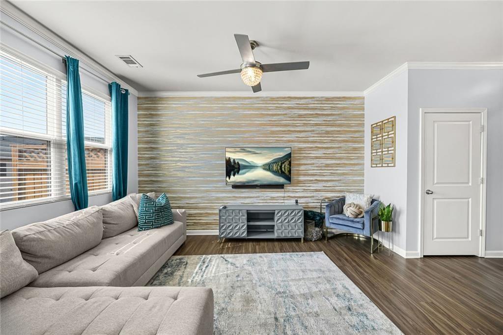 200 Mountain Rest Court SE