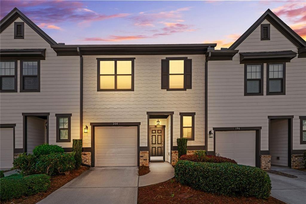 200 Mountain Rest Court SE