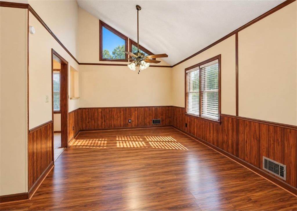 1980 Christian Circle SE