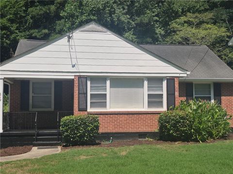Photo of 547 SW Westmeath Drive SW, Atlanta, GA 30310 (MLS # 7799625)