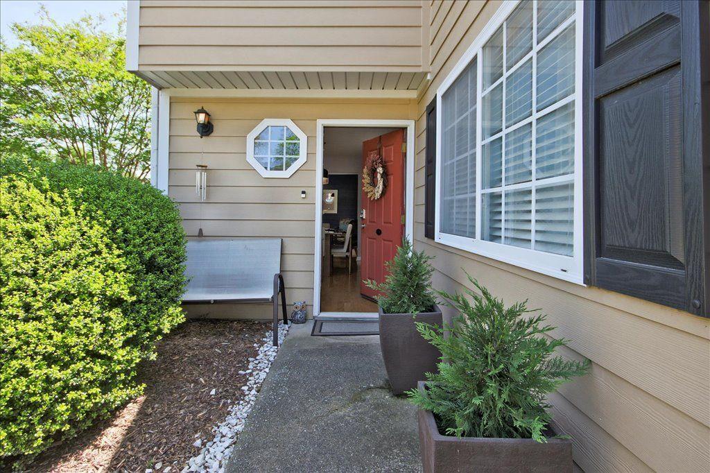 1468 Briarwood Road NE 703