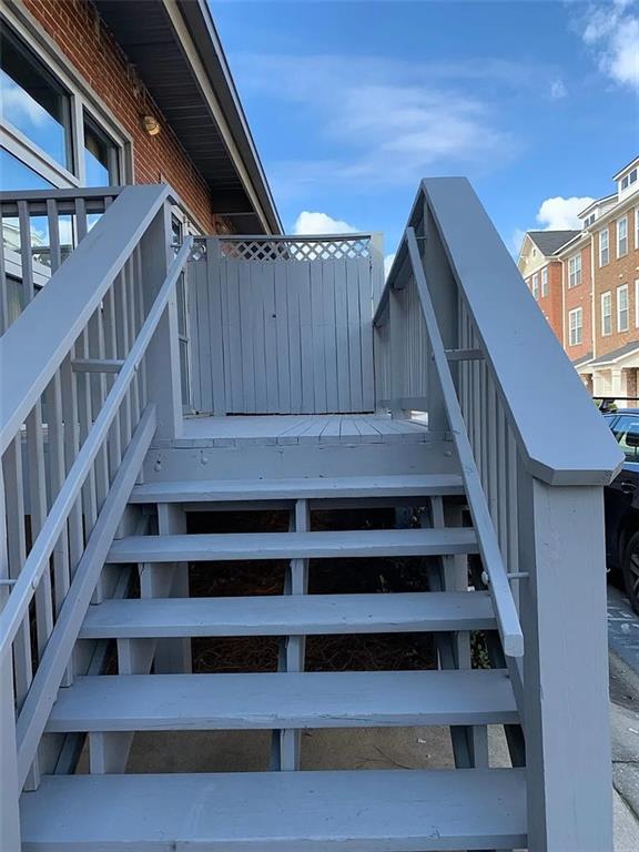 806 Marcus Street SE 17