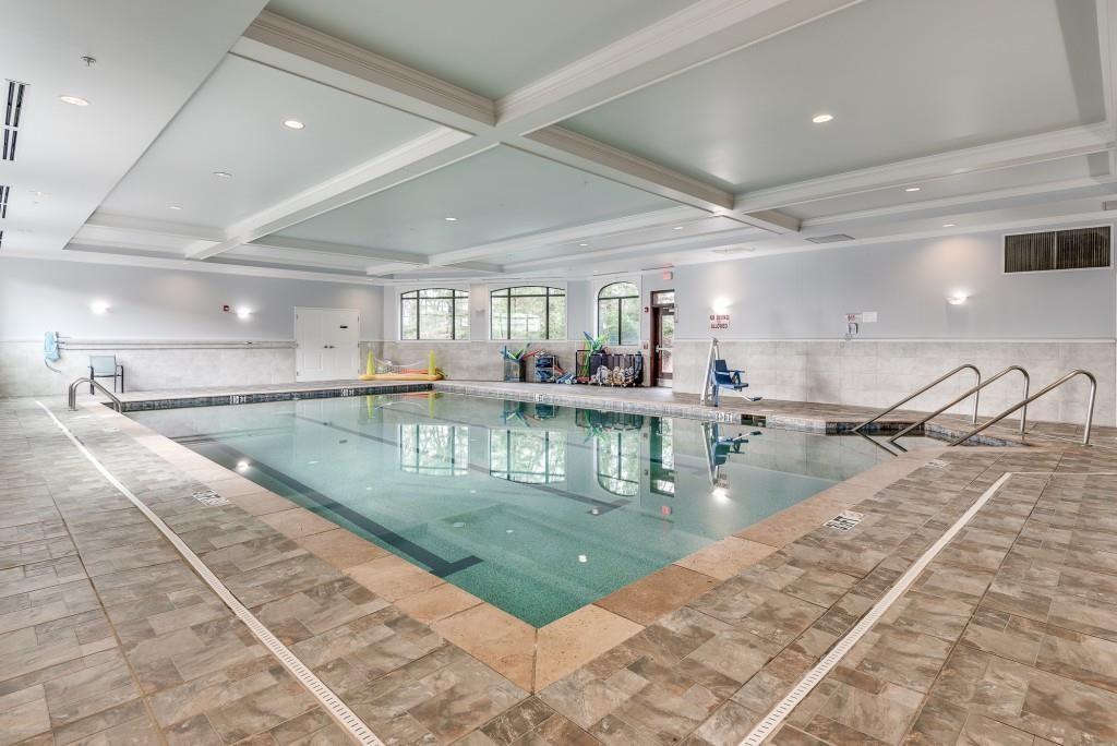 1800 Clairmont Lake A623