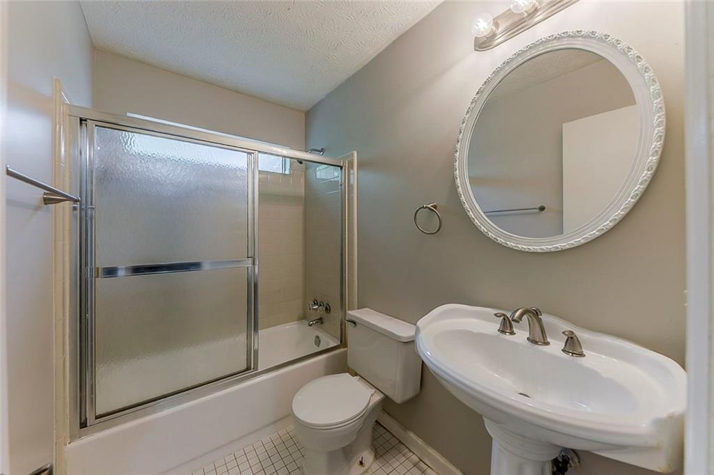 5307 Jay Way, Lilburn, Georgia image 12