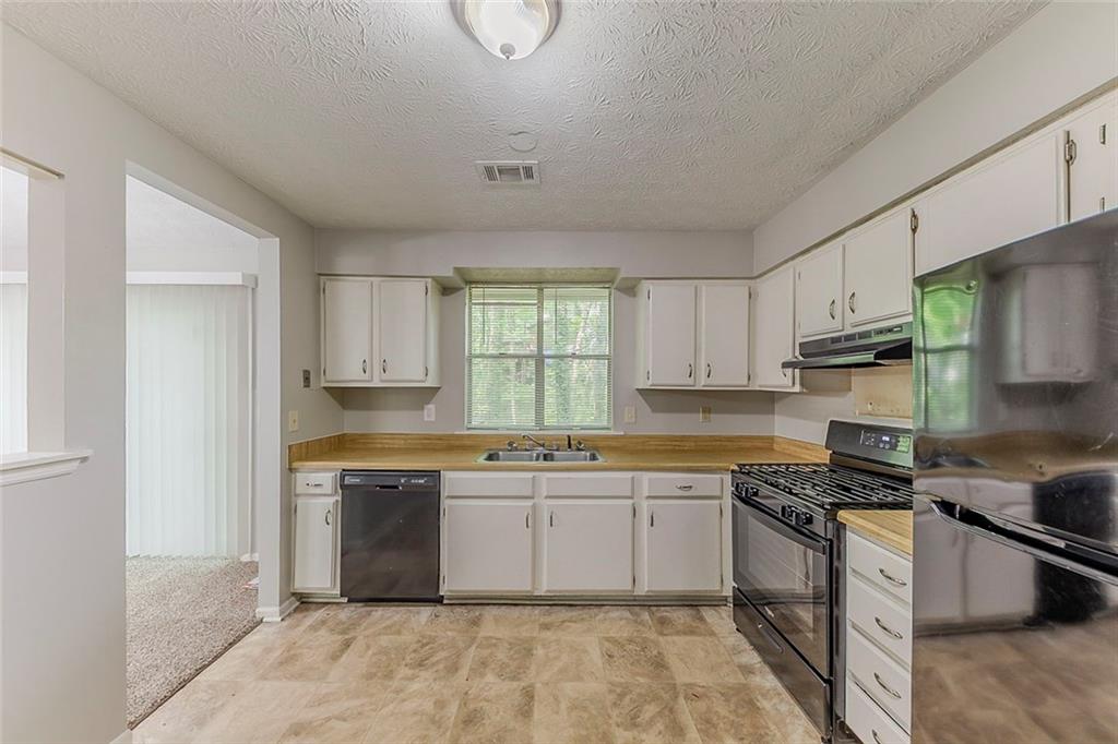 5307 Jay Way, Lilburn, Georgia image 3