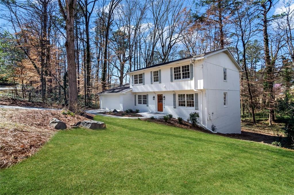 2818 Thornbriar Road