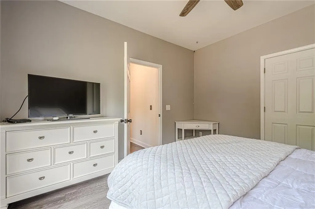 Canton, Georgia 30114, United States, 6 Bedrooms Bedrooms, ,5 BathroomsBathrooms,Residential,Active,146367