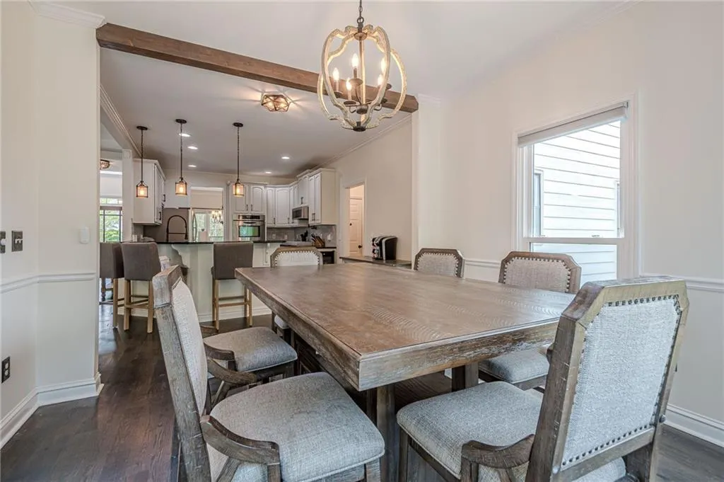 Canton, Georgia 30114, United States, 6 Bedrooms Bedrooms, ,5 BathroomsBathrooms,Residential,Active,146367