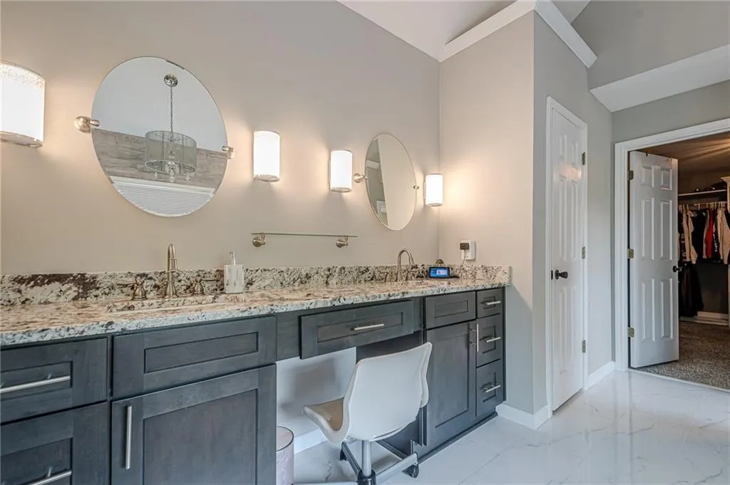 Canton, Georgia 30114, United States, 6 Bedrooms Bedrooms, ,5 BathroomsBathrooms,Residential,Active,146367