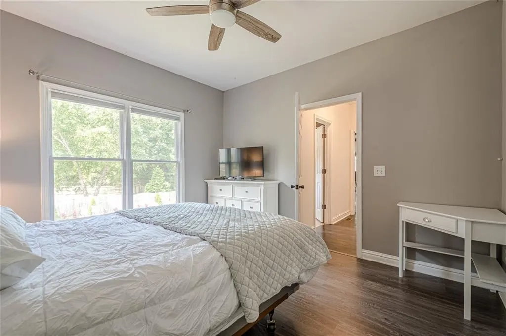 Canton, Georgia 30114, United States, 6 Bedrooms Bedrooms, ,5 BathroomsBathrooms,Residential,Active,146367