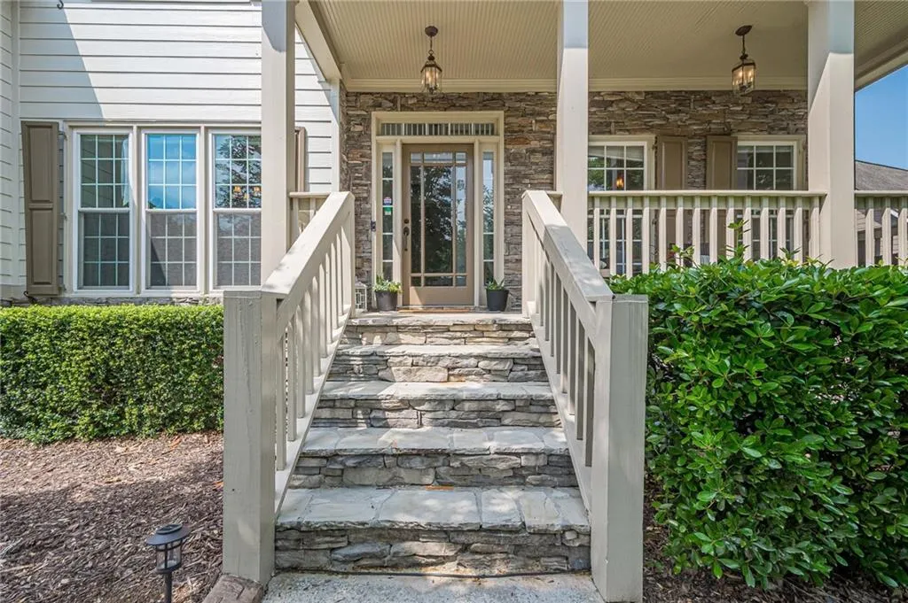 Canton, Georgia 30114, United States, 6 Bedrooms Bedrooms, ,5 BathroomsBathrooms,Residential,Active,146367