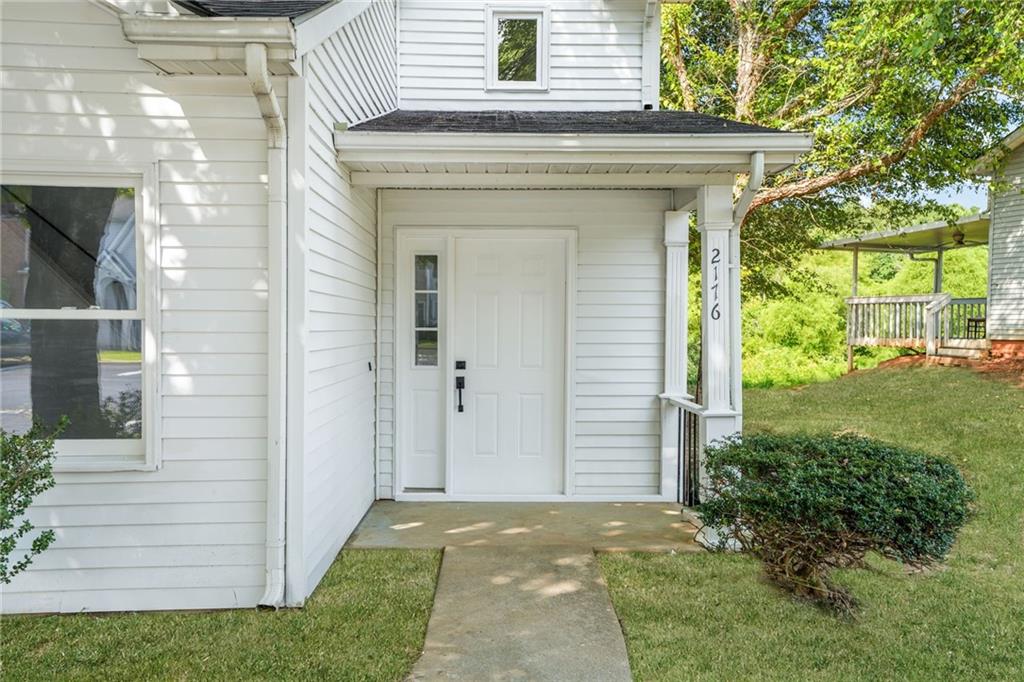 2176 Wellington Circle