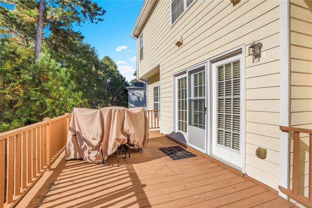 1905 Embassy Walk Lane