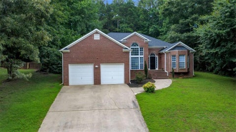 Homes For Sale - 2698 Old Stagecoach Way<br/> Douglasville, GA 30135