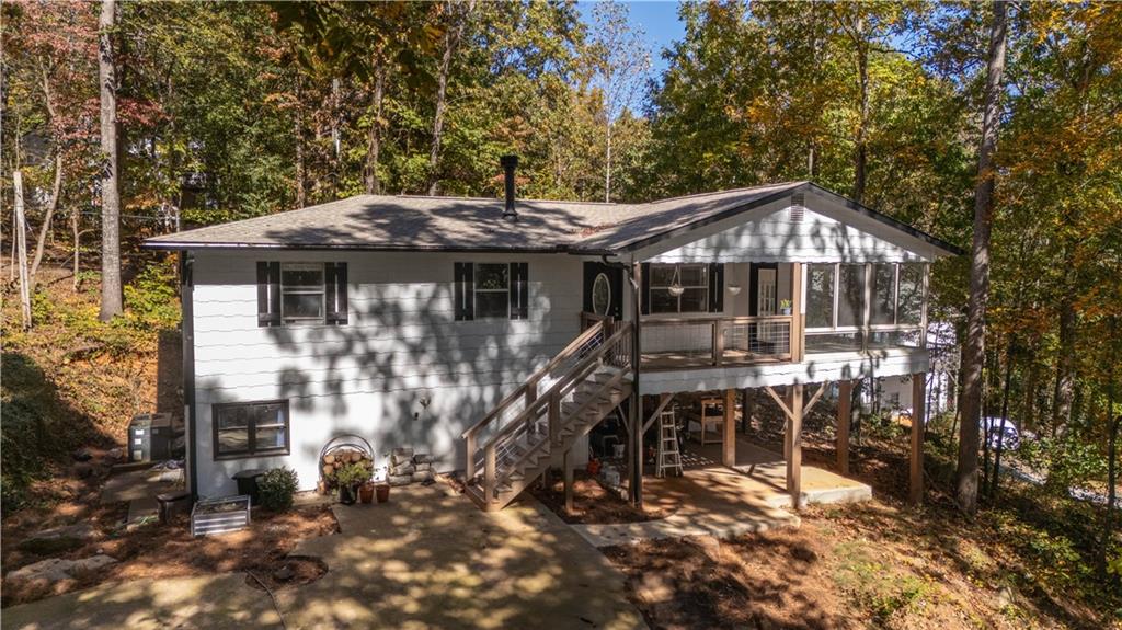 5670 Lakeview Court