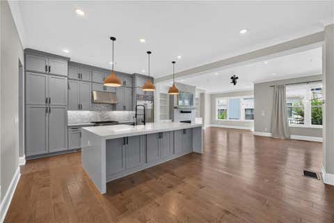 Photo of 124 W Wieuca Road NE, Sandy Springs, GA 30342 (MLS # 7811311)