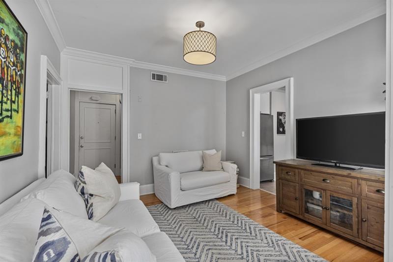 690 Piedmont Avenue NE 9