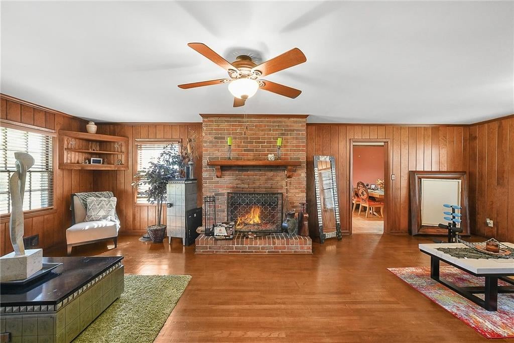 1114 Longwood