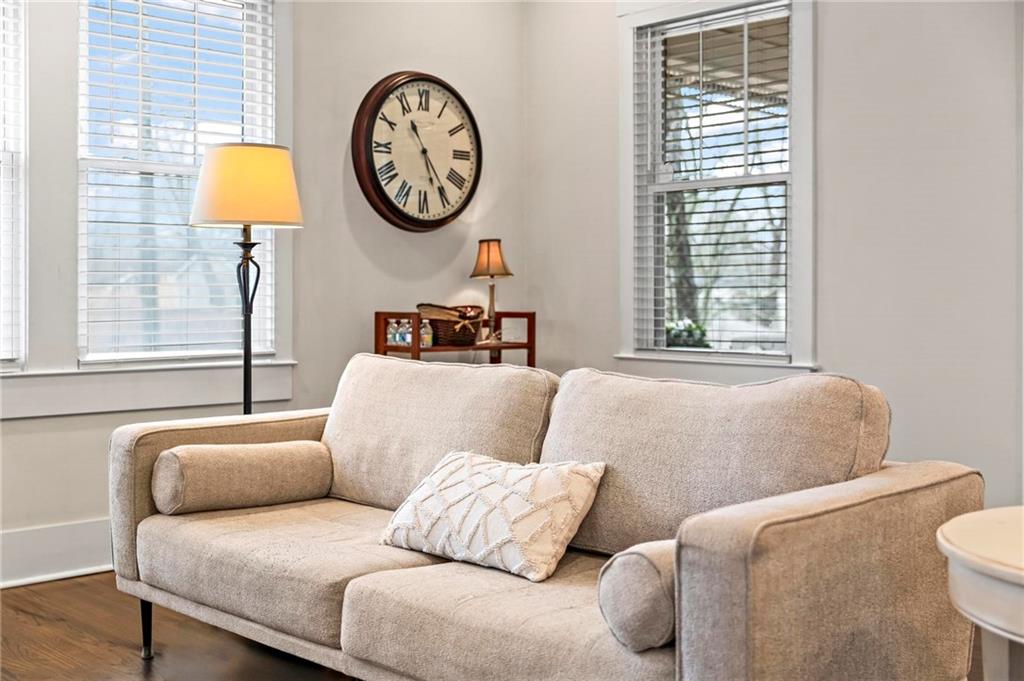 942 Byron Drive, Atlanta, Georgia image 15