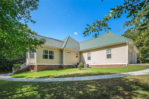 A home in Douglasville